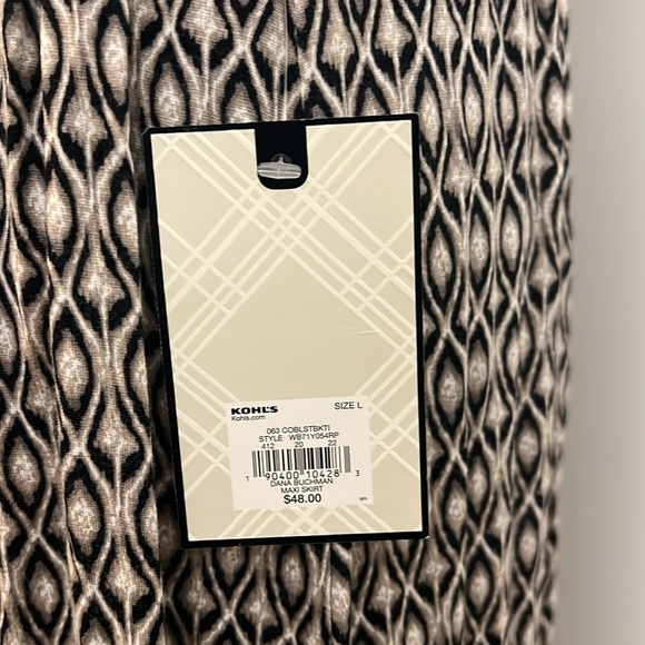 NWT Dana Buchman Long Maxi Lagenlook Viscose and Spandex Skirt, Sz. L. - Picture 3 of 8